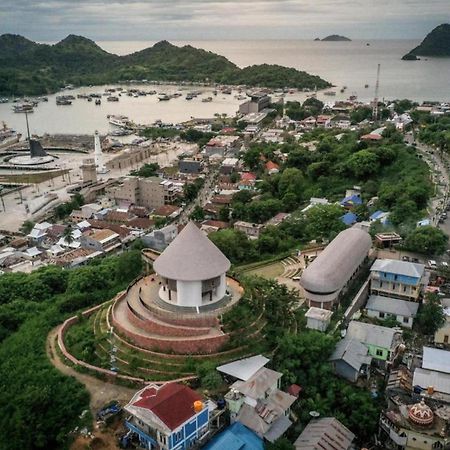 Benedict Guesthouse By Mori Hospitality Labuan Bajo Exterior foto